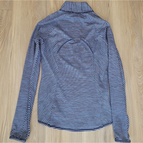 Athleta Striped Half Zip Top - Blue and White Size Small - Picture 4 of 7